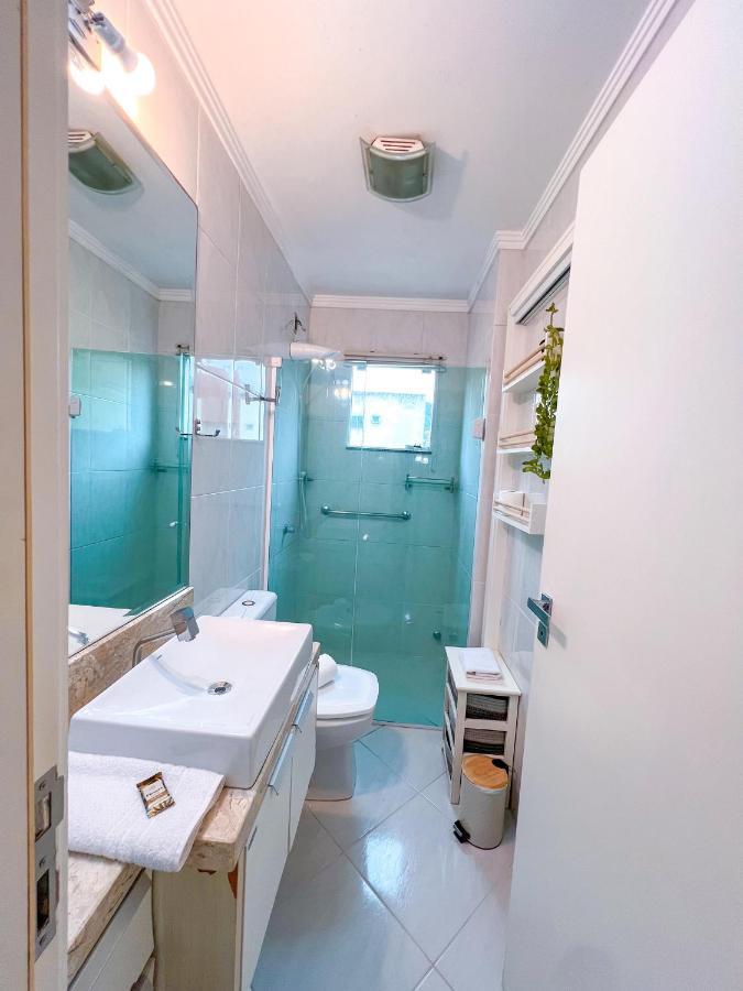 Hospede-Se Com Paola Nesse Lindo Apartamento Completo Com Garagem E Localizacao Estrategica Balneario Camboriu Ngoại thất bức ảnh
